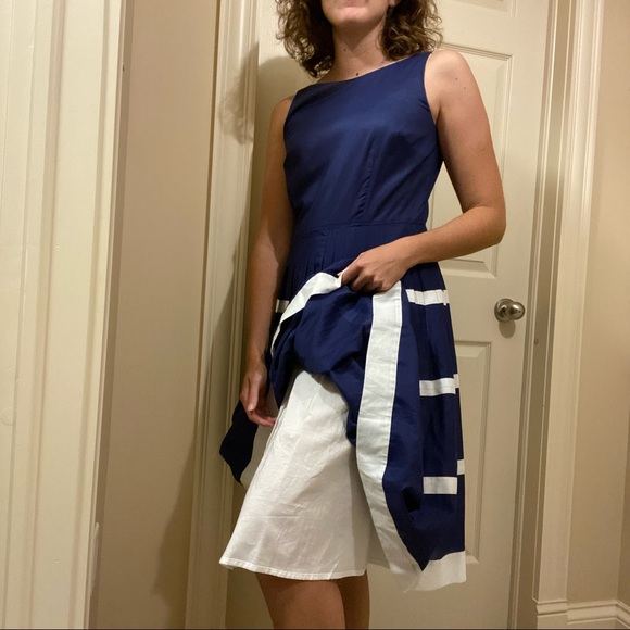 Talbots Fit and Flare Dress with lining, Talbots Size 8 (Medium). Sleeveless - Picture 3 of 11